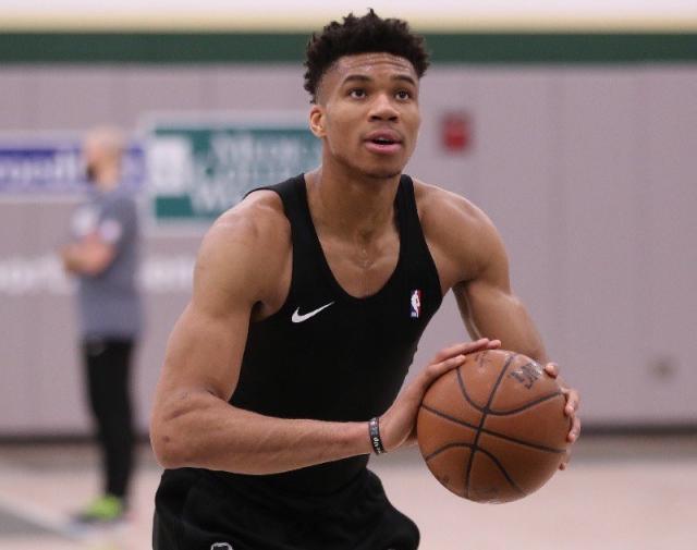 寻常钓鱼中 寻常钓鱼中