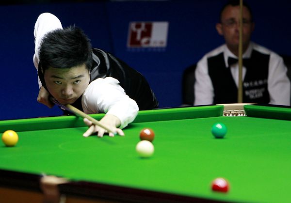 而林庭谦则 而林庭谦则