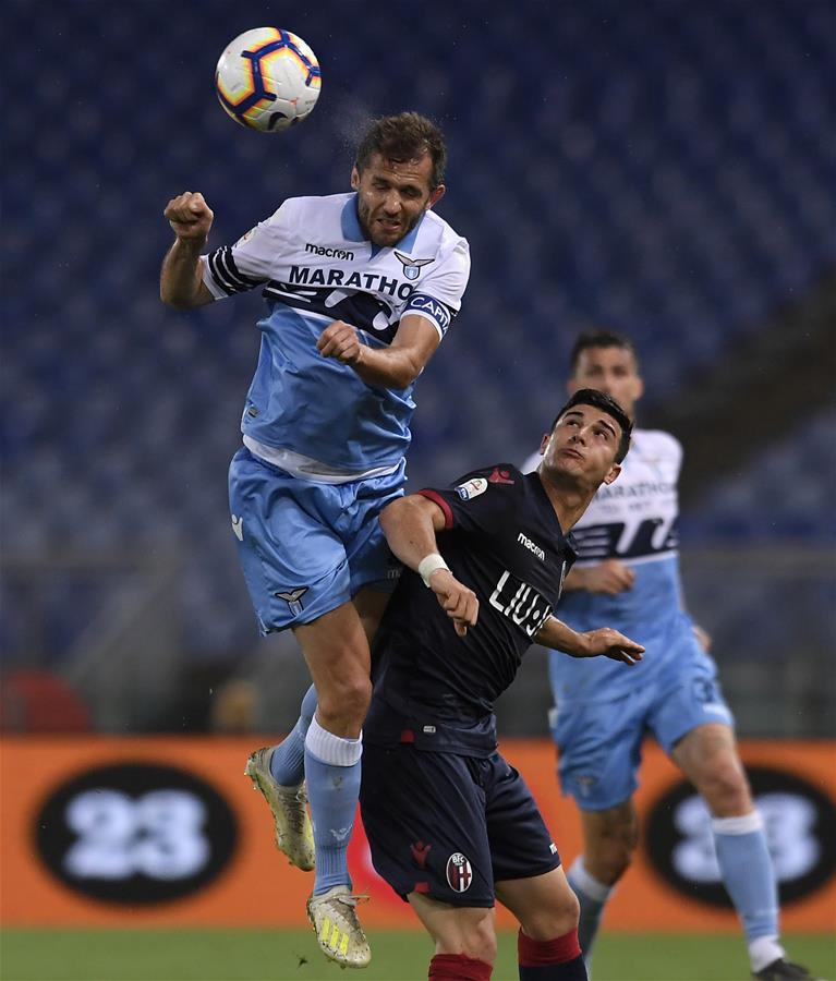 队遭遇了一 队遭遇了一