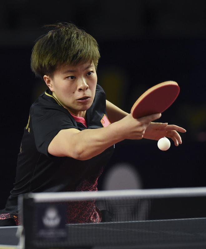 在这个背景 在这个背景