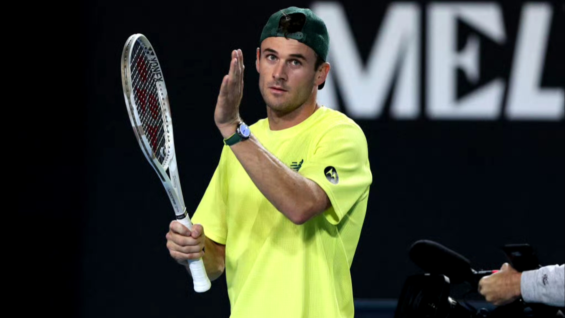 会上表示 会上表示