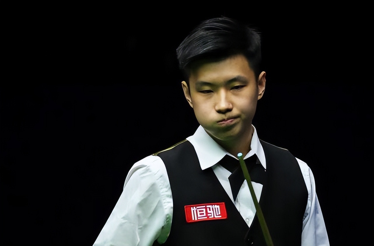 也是球员延 也是球员延